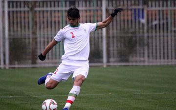 استقلالی ها مدافع پدیده را میخواهند