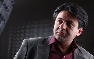 دست خط افشین یداللهی بر روی سنگ مزار خودش+ عکس 