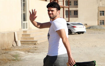 پادووانی از باشگاه استقلال به جای بدهی، غرامت میلیون دلاری می‌خواهد
