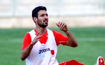  100 بار به عقب برگردم باز پرسپولیسی می مانم