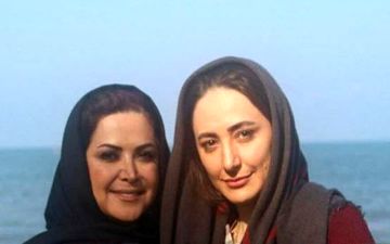 سلفی کمند امیرسلیمانی و ژیلا آل ارشاد، کنار دریا 