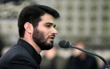 حمله به مداح انقلابی به بهانه دفاع از رئیس‌جمهور/ چرا یک عده از اشعار مطیعی عصبانی شده‌اند؟