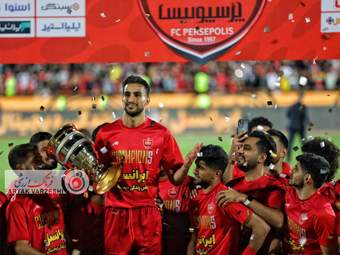 جشن اهدای جام قهرمانی سوپر جام به پرسپولیس