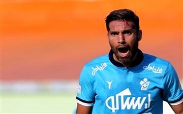  حضور یک مهمان ناخوانده در تمرین استقلالی ها