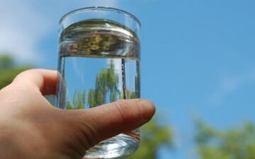 مردم نگران نباشند آب تهران آلوده نیست