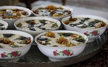 
مسمومیت بر اثر آش نذری آلوده
