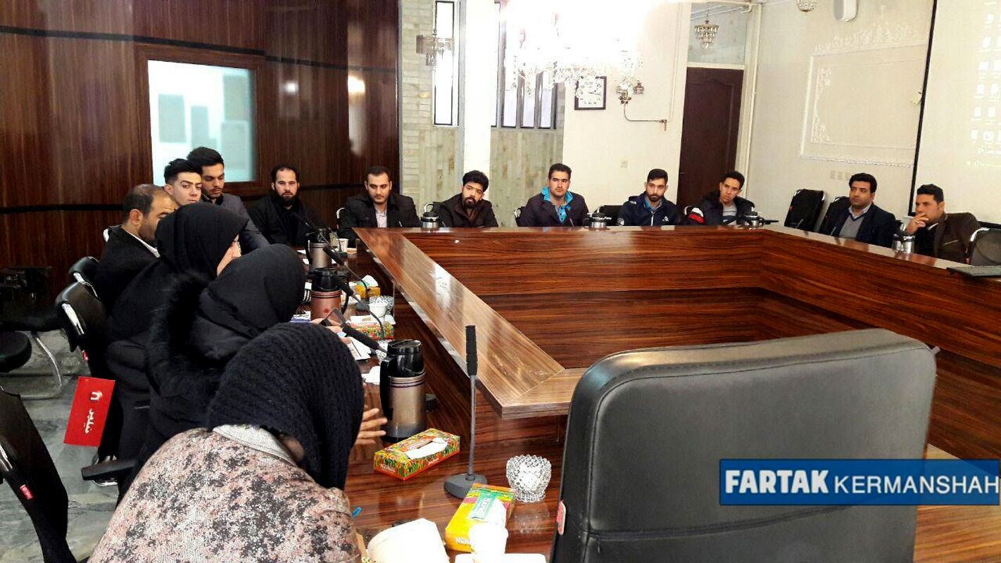 نشست اعضای سفیران اهداء عضو استان کرمانشاه به روایت تصویر