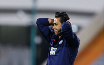 عکس| فرهاد مجیدی یک مهاجم گلزن را به خدمت گرفت
