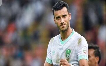  عمرالسوما از الاهلی جدا نمی شود