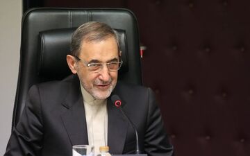 ولایتی بر توسعه همکاری دانشگاه آزاد با همسایگان به ویژه کشور سوریه تاکید کرد 
