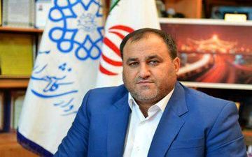 جدال لفظی شهردار و عضو شورای شهر ارومیه بر سر استفاده از زبان فارسی 