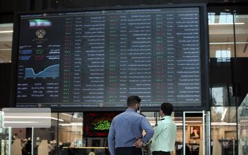 آشتی سهامداران خرد با بورس/ شکست رکورد ورود پول حقیقی‌ها به بازار سهام 