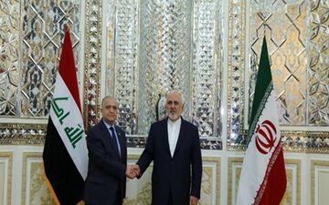 گفتگوی تلفنی ظریف و همتای عراقی درباره شیوع کرونا