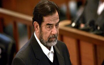 لحظه اعدام صدام حسین +فیلم 