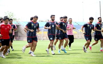 استراحت گل‌محمدی به بازیکنان پرسپولیس