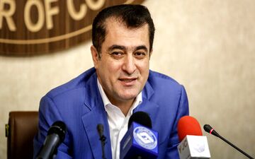 استراماچونی مقابل سپاهان روی نیمکت می‌نشیند