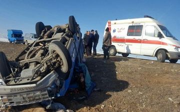 واژگونی نیسان در محور گاریزات یک کشته و ۲ مجروح بر جای گذاشت