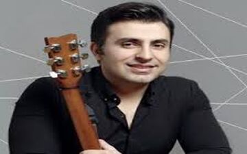 عکس|خواننده معروفی که عجیب و غریب عاشق است
