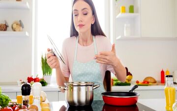 میخوای بوی بد غذا از بین بره ؟ بیا تا یه ترفند فوق العاده بهت بگم