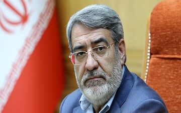 وزیر کشور: تجارت الکترونیکی نباید بستری برای فروش کالای قاچاق باشد
