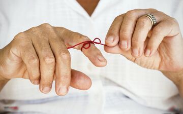 هر آنچه نیاز است درباره آلزایمر بدانید