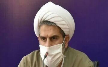 مردم هزینه‌های سفر اربعین امسال خود را برای کمک‌های مومنانه اختصاص دهند