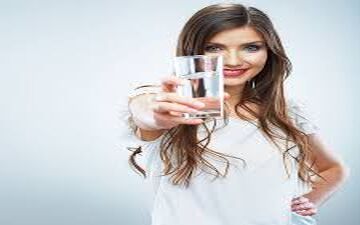  در این مواقع نباید آب بنوشید