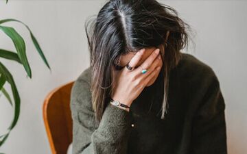  علل خستگی پس از کار را بررسی می‌کنیم؟ | چگونه با خستگی بعد از کار کنار بیاییم؟