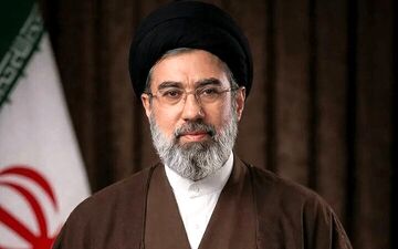 قدرت مردم در صحنه ظاهر نشود، رهبری و دستگاه‌ها کارایی نخواهند داشت