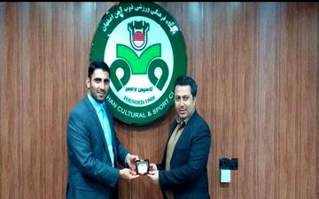 دیدار مدیر عامل باشگاه قشقائی با مسئولین باشگاه ذوب آهن