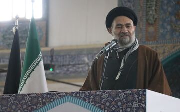 امام جمعه بروجرد: پیاده‌روی اربعین نماد وحدت و انسجام جبهه مقاومت است