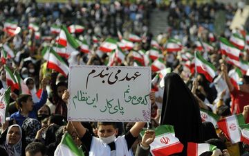 سرود سلام فرمانده متفاوت که تا بحال نشنیده اید + ویدئو