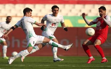  پیروزی پرسپولیس مقابل ذوب‌آهن در نیمه نخست 
