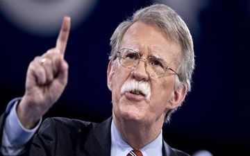 دفاع «جان بولتون» از شهود حضور یافته در جلسه استیضاح ترامپ