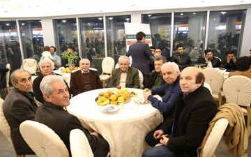 تقدیر از سه پیشکسوت استقلال +عکس