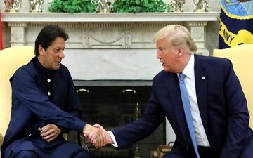 گفتگو تلفنی«عمران خان» و «ترامپ» درباره مقابله با کرونا 