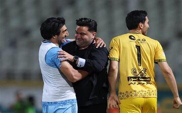 طعنه اخباری به منتقدان؛ بدون تمرین پرسپولیس را شکست دادیم