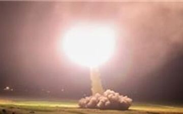 سپاه زرادخانه خود را به رخ کشید