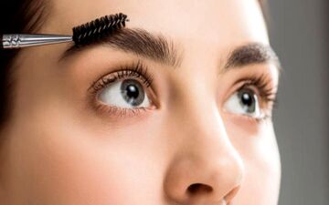 آرایش ابرو با صابون ابرو: روشی ساده و موثر برای داشتن ابروهای زیبا
