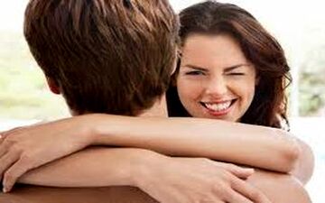 تعداد دفعات رابطه جنسی برای زوج‌ها| روزانه و هفتگی چقدر است؟