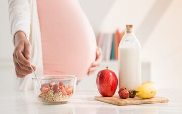 بررسی‌های الگوی تغذیه‌ای زنان باردار 
