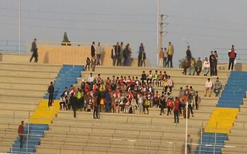 شعار خجالت خجالت علیه کادرفنی پارس جنوبی!/ درگیری لفظی مهاجری با پزشک تیم!
