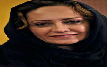 تیپ و ظاهر شیرین بینا در افتتاحیه یک مزون (عکس)