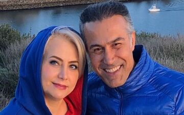 تصویری عاشقانه از دانیال حکیمی در کنار همسرش!