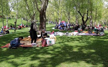  پارک‌های کرمانشاه در روز سیزدهم‌ فروردین‌ماه تعطیل است