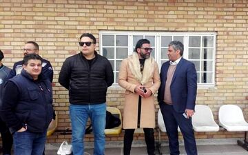 برادر فرهاد در یک قدمی نیمکت استقلال