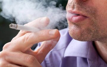 انتقال کرونا از طریق دود سیگار افراد مبتلا
