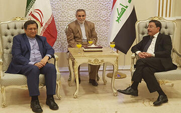 رییس کل بانک مرکزی به منظور انجام مذاکرات بانکی؛ وارد عراق شد