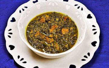 طرز تهیه آش پرپوله سنندجی؛ غذای سنتی خوشمزه با عدس و رشته