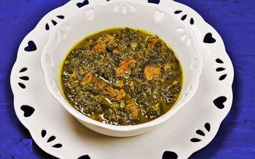 طرز تهیه آش پرپوله سنندجی؛ غذای سنتی خوشمزه با عدس و رشته